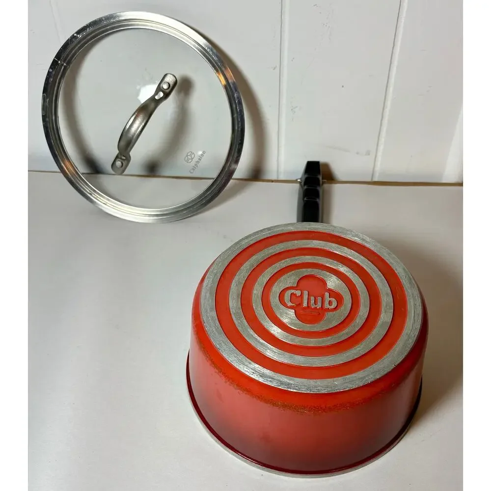 Vintage Club Cookware Poppy Red Aluminum 2 QT Saucepan with replacement lid